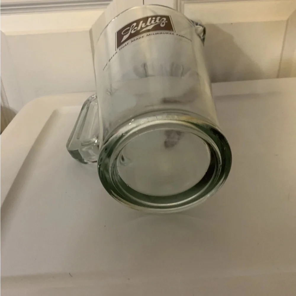 Vtg Schlitz Glass Beer Pitcher‎ - Clear the beer that made Milwaukee famous